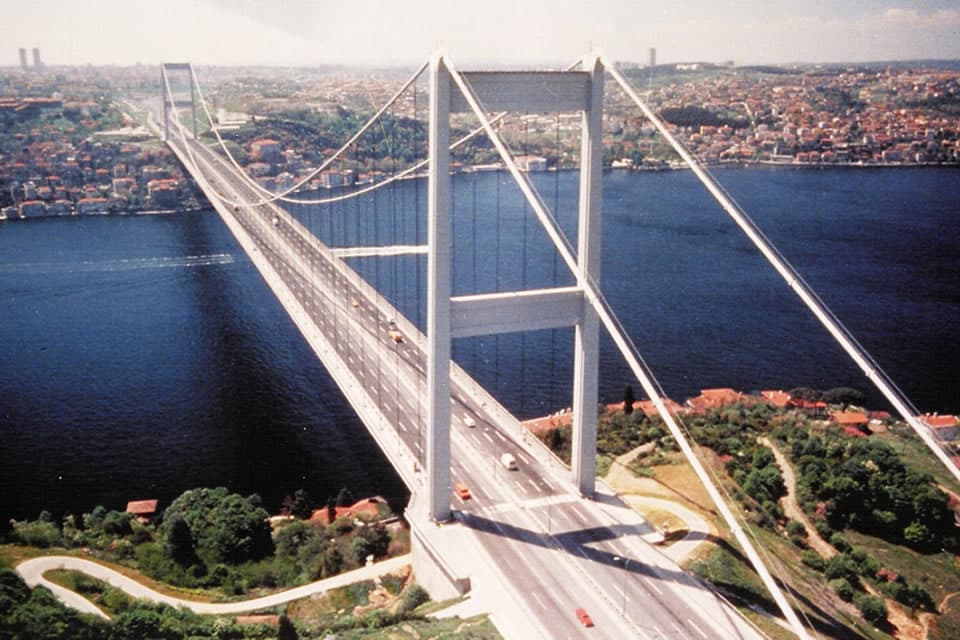 Ponte sullo stretto di Messina