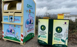 Scala Coeli, installati contenitori per indumenti usati e oli esausti