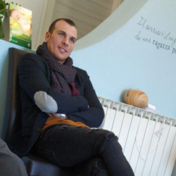 Scontro frontale a Belcastro, muore un giovane di 33 anni