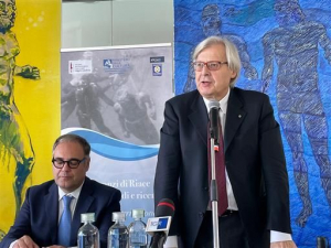Bronzi di Riace: Sgarbi, eresia stesso piano con San Casciano