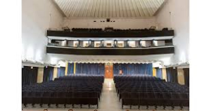 Catanzaro, al Comunale una serata-evento con Francesco Colella: il cinema che diventa incontro, esperienza, comunit&agrave;