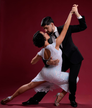 AMA Calabria, ''Buenos Aires Tango Emotion'' chiude la stagione a ritmo di danza