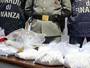 Porto Gioia Tauro, sequestro 115 kg cocaina