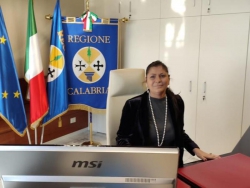 Santelli: ''In Calabria un infermiere in ogni istituto''