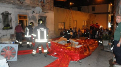 Donna si getta dal balcone a Catanzaro