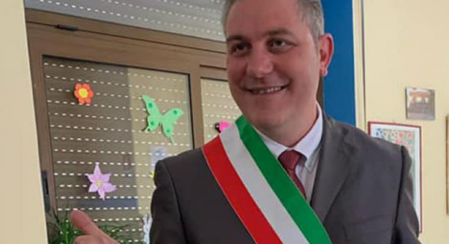 Calabria in Zona Rossa, la protesta del sindaco di Morano, Nicol&ograve; De Bartolo
