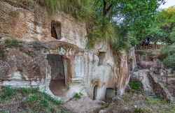 Patrocinio dell'Arpacal per le Grotte di Zungri