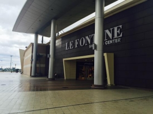 Furto al centro commerciale ''Le Fontane'', denunciate due donne