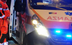 Sbanda con l&rsquo;auto: un ferito nel cosentino