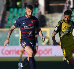 Cosenza sprecone, la beffa all&rsquo;ultimo secondo