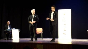 Continua la stagione del Teatro Incanto: si festeggiano i 30 anni de ''A porta 'e l'ortu'', l'opera pi&ugrave; ''emozionale'' di Nino Gemelli