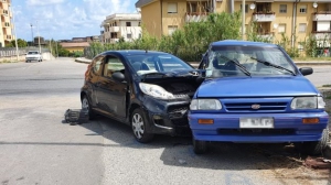 Vibo Marina: scontro tra due auto, muore una donna