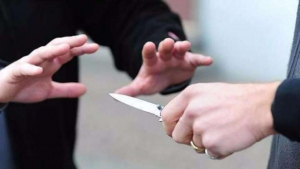 Lite tra fratelli finisce a coltellate nel cosentino
