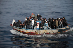 Migranti, giornata di sbarchi in Calabria