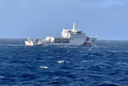 Nave Diciotti con a bordo 671 migranti in arrivo in Calabria