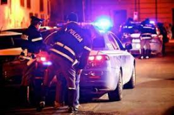 Rapina i fratelli ed i loro nonni, arrestato minore a Reggio Calabria