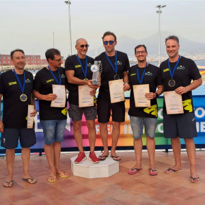 Aqa, un debutto che resta nella storia