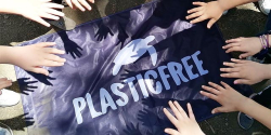 Plastic Free torna in azione a Reggio Calabria: volontari a Pellaro e Arghill&agrave;
