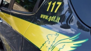 Frode sul gasolio importato dalla Spagna, un deposito era in Calabria