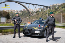Truffa alla Ue per 700mila euro, 7 indagati e sequestri