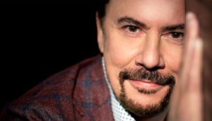 AMA Calabria, Maurizio Casagrande chiude la stagione teatrale con ''Il viaggio del pap&agrave;''