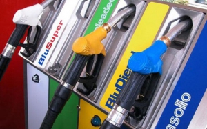 Fallita rapina ad un distributore di benzina del cosentino