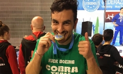 Un cosentino sul podio pi&ugrave; alto della Kick boxing: le congratulazioni del sindaco Occhiuto