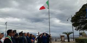 Manifestazione a Reggio Calabria, prende parte anche Italia dei Valori