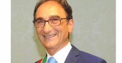 Sergio Abramo firma ordinanza che vieta ogni attivit&agrave; di commercio ambulante itinerante