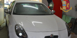 Auto rubata e munizioni in garage, una denuncia a Vibo