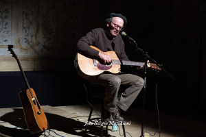 VII edizione ''Sguardi a Sud'': il 24 novembre, Roberto Menab&ograve; in concerto a Mendicino