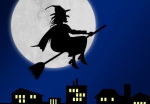 La Befana arriva a Vibo Valentia per distribuire le calze piene di dolci