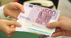 Prestiti, la richiesta media &egrave; di 13 mila euro