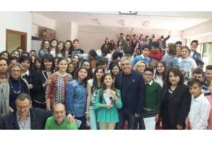 Torna nelle scuole ''Il cacciatore di meduse''