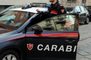Aggredito e rapinato, due arresti a Reggio Calabria