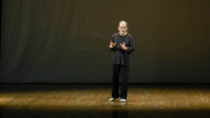 AMA Calabria, a Catanzaro e Caulonia lectio magistralis di Flavio Oreglio sull'arte del ridere