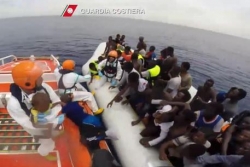 5.00 migranti salvati, 8.500 sulle navi