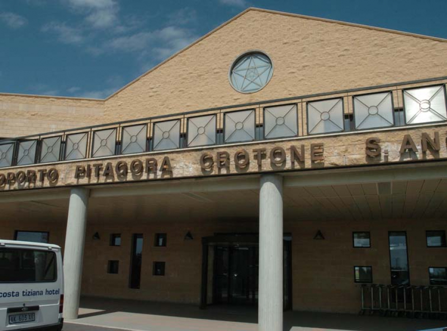 Nove milioni per l&rsquo;aeroporto di Crotone