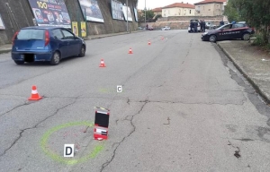 Cosenza: non si fermano all'alt e investono un carabiniere