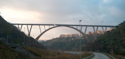 Toninelli in Calabria, sopralluogo sul ponte Morandi a Catanzaro