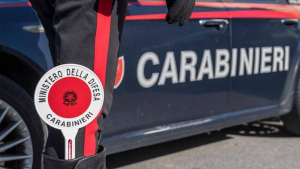 Ex carabiniere compie 102 anni, a festeggiarlo i vertici calabresi dell&rsquo;Arma