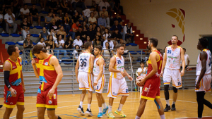 Academy, non basta un finale arrembante