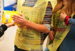 Solidariet&agrave;: Giornata della Colletta Alimentare, raccolti a Castrovillari 6.570 kg di alimenti