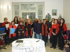 Lamezia Terme: il canto prepara il cuore degli anziani alla tenerezza del Natale