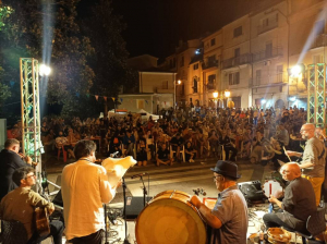 Felici e Conflenti: Oltre 5000 presenze in 4 giornate nel paese dove si pratica la ''Restanza''