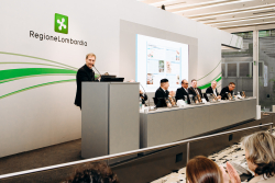 Grande successo per la Calabria al Pirellone di Milano con il magazine ''DESTINATION CALABRIA'' editato dalla Discover Italy Foundation