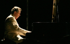 Nocera Terinese: il recital cameristico del pianista Francesco Allegra