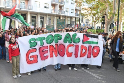 Tra le macerie, l&rsquo;eco dell&rsquo;umanit&agrave;: l'Italia scende in piazza
