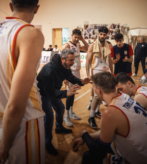 La forza di gettare il cuore oltre ostacolo