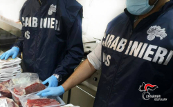 Controlli alimentari a Reggio Calabria: Nas sequestrano oltre 400 kg di alimenti